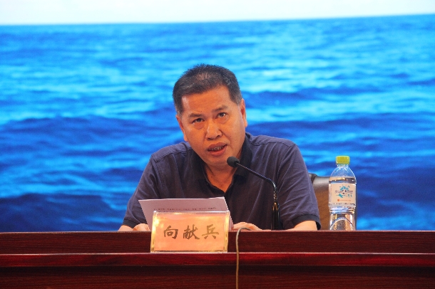向獻(xiàn)兵副書記照片.JPG